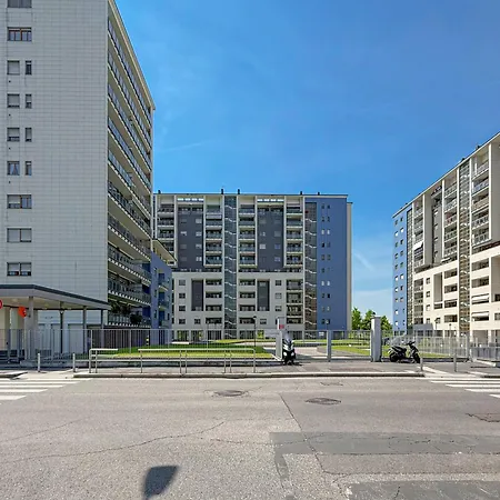80m2, 7 Piano, Bilocale Con 2 Terrazze E 2 Bagni 아파트 밀라노